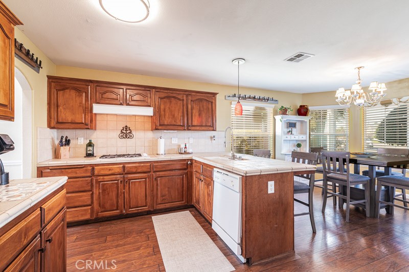 2757 E Jon Property Photo 11