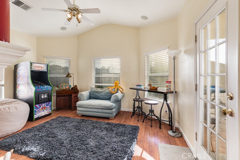 2757 E Jon Property Photo 18