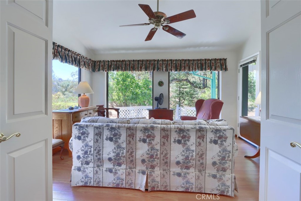 42593 John Muir Property Photo 13