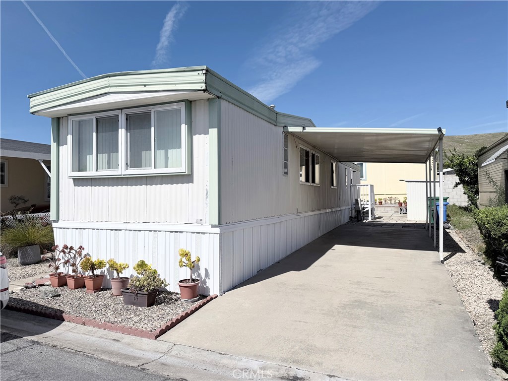 3057 S Higuera 48 Property Photo 1
