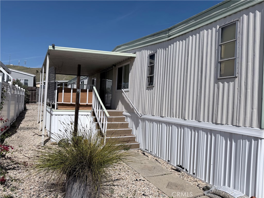 3057 S Higuera 48 Property Photo 4