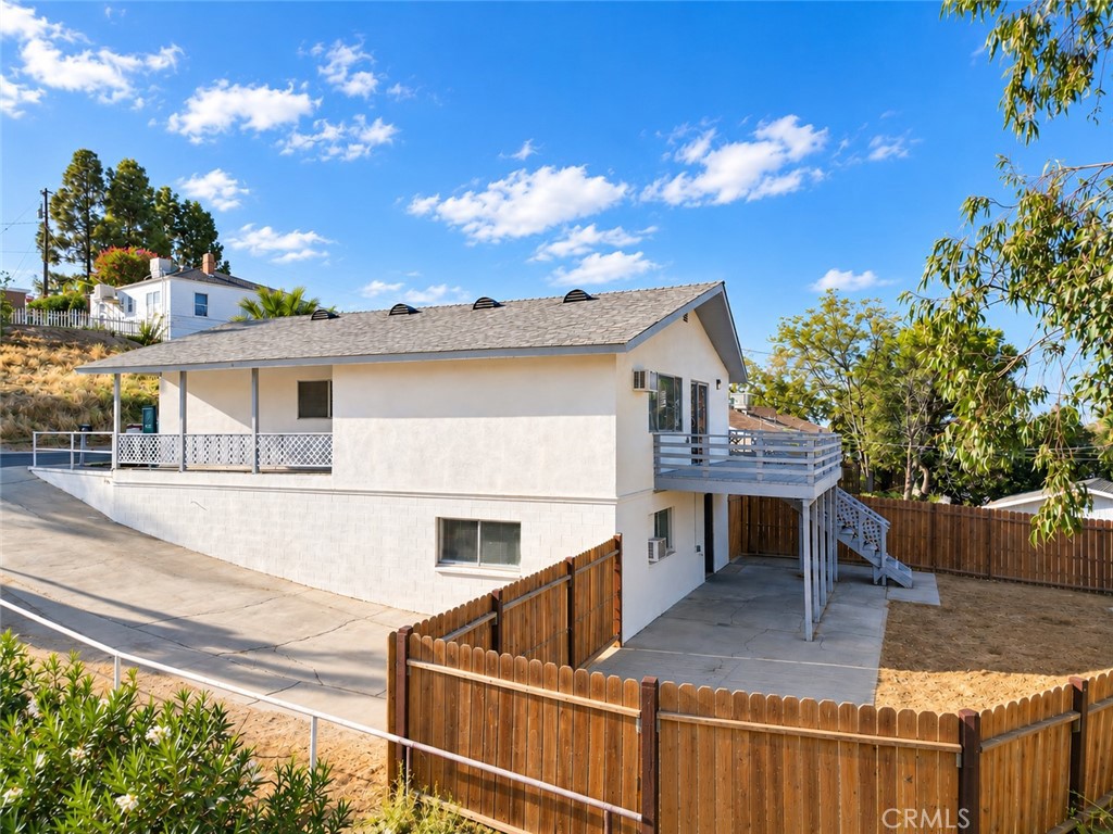522 Garfield Avenue Property Photo 4