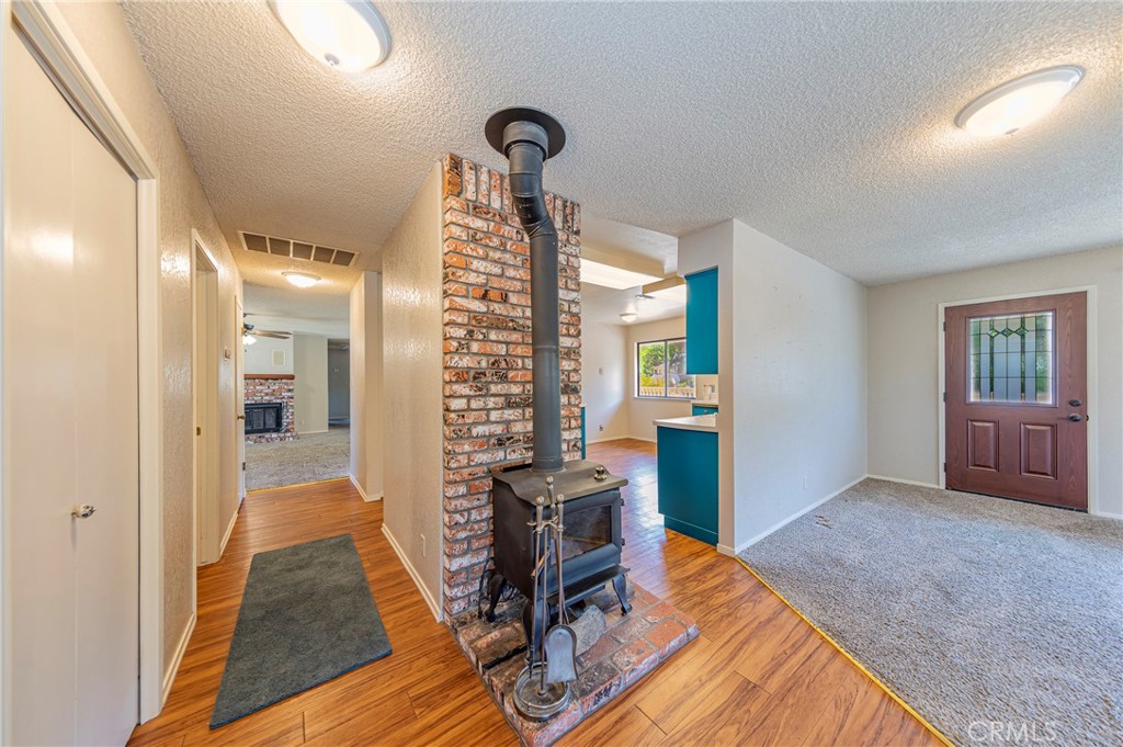45453 N Oakview Property Photo 24