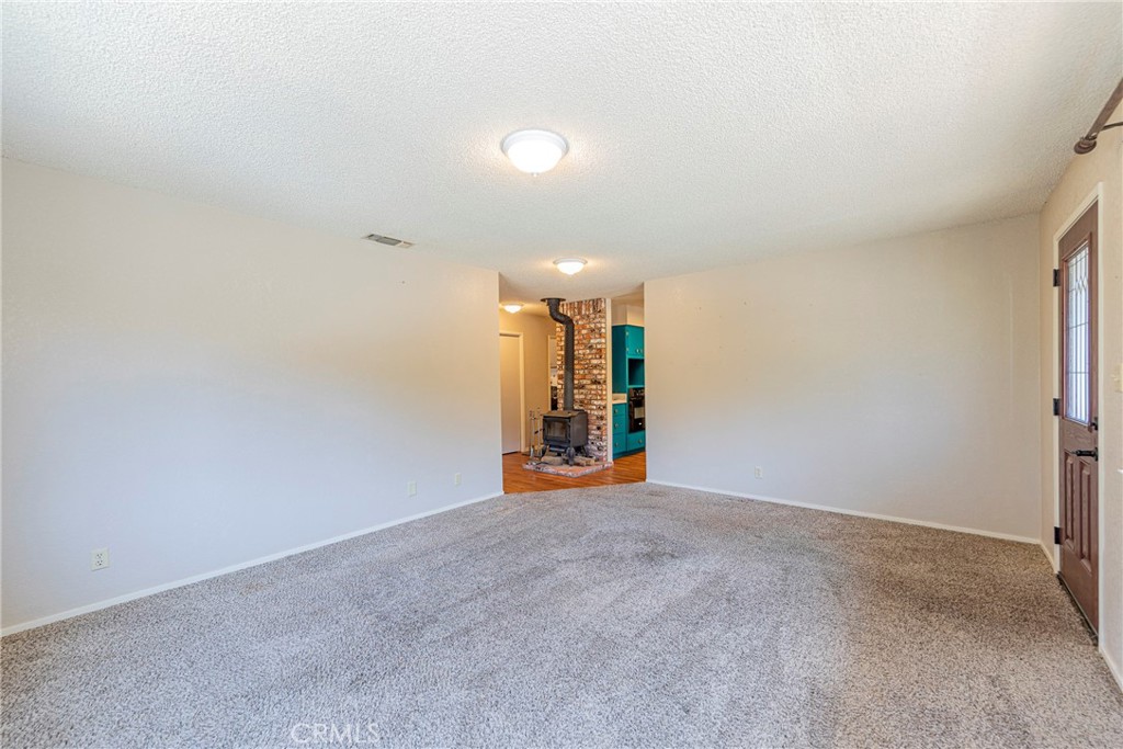45453 N Oakview Property Photo 31