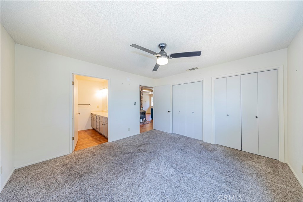 45453 N Oakview Property Photo 35