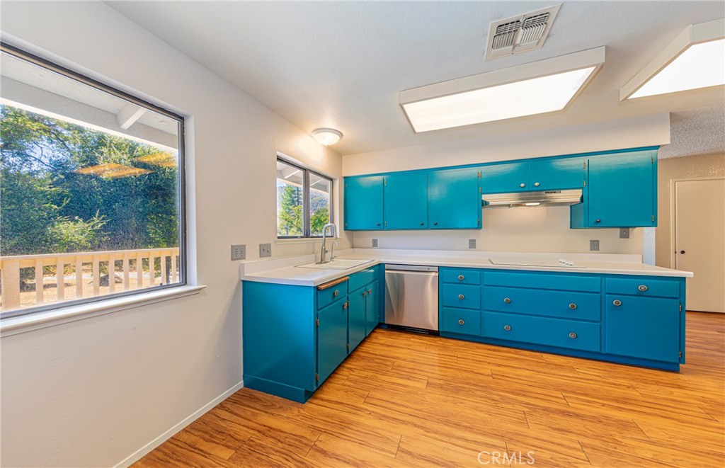 45453 N Oakview Property Photo 44