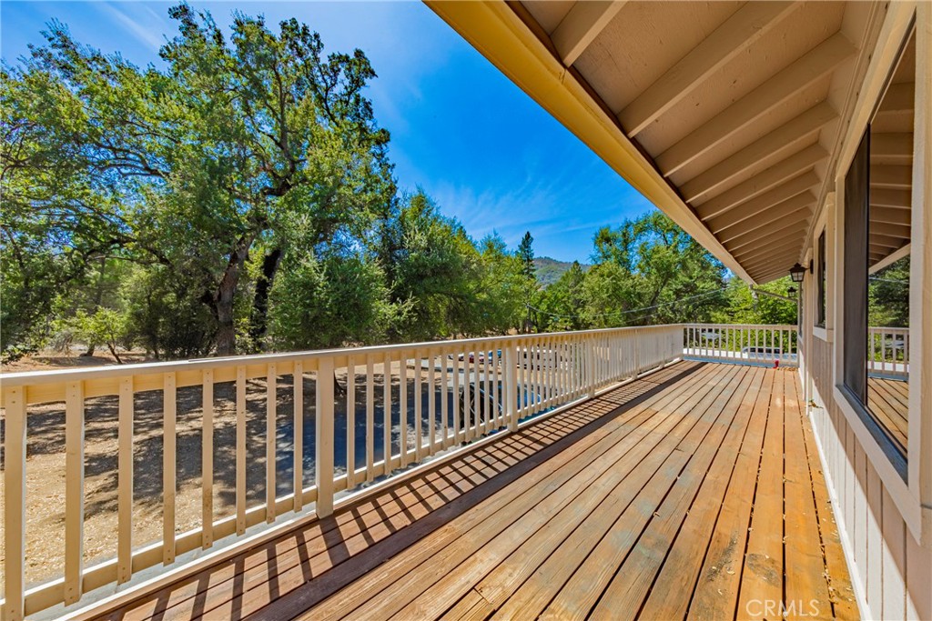 45453 N Oakview Property Photo 53