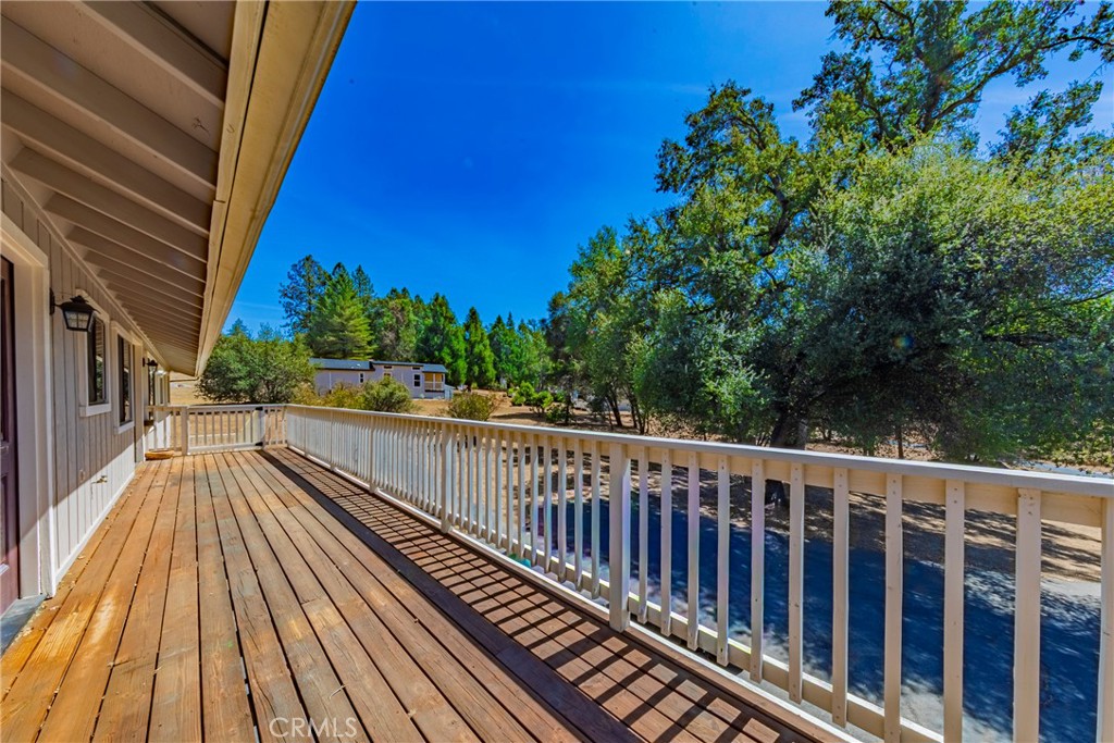 45453 N Oakview Property Photo 56