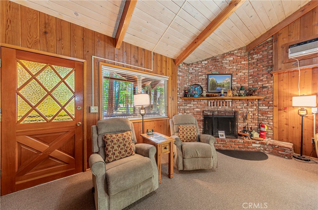 8005 Cedar Property Photo 9