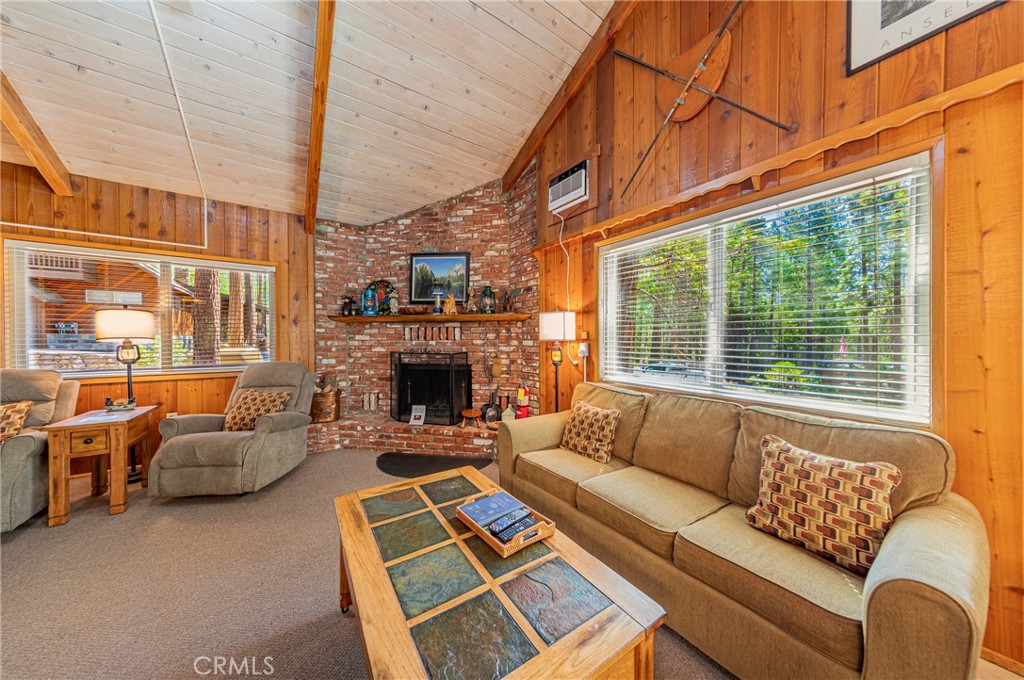 8005 Cedar Property Photo 14