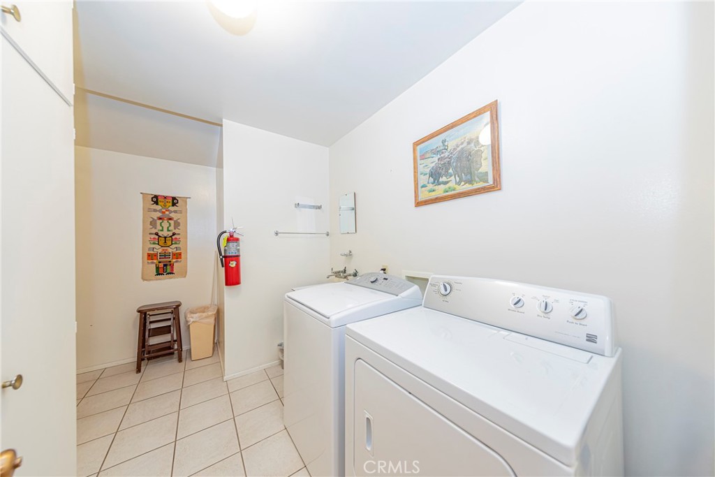 8005 Cedar Property Photo 22