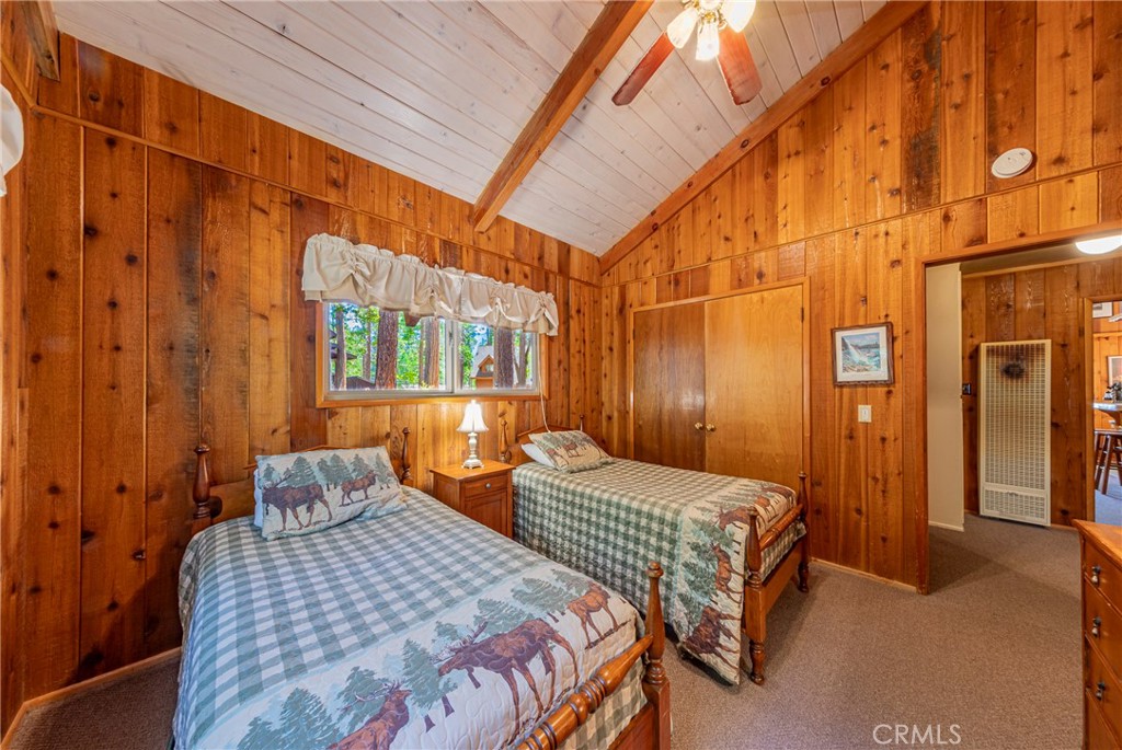 8005 Cedar Property Photo 27