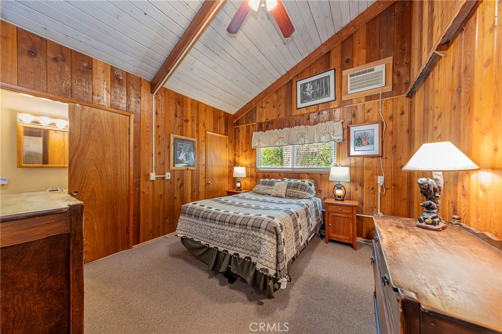 8005 Cedar Property Photo 29