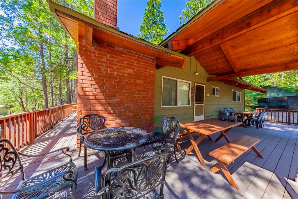 8005 Cedar Property Photo 42