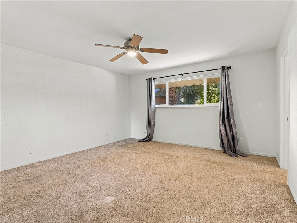 5170 E Huntington Property Photo 22