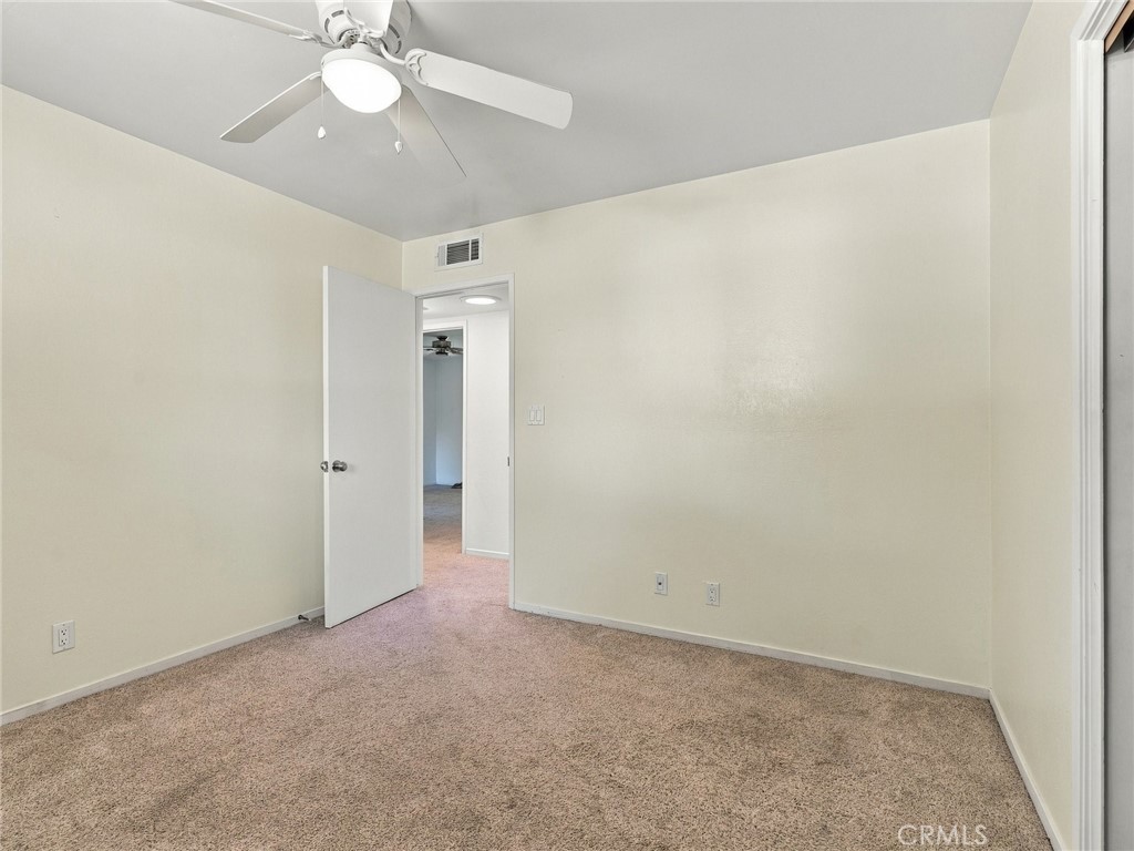 5170 E Huntington Property Photo 29