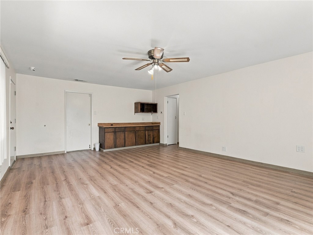 5170 E Huntington Property Photo 37