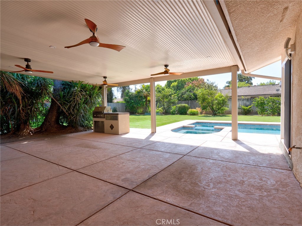 5170 E Huntington Property Photo 43