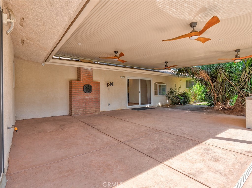 5170 E Huntington Property Photo 44