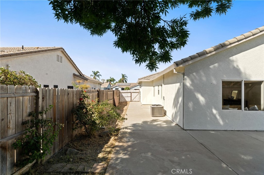 1814 White Pines Court Property Photo 31