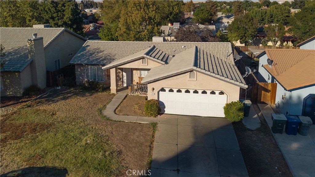 220 Walker Property Photo 2
