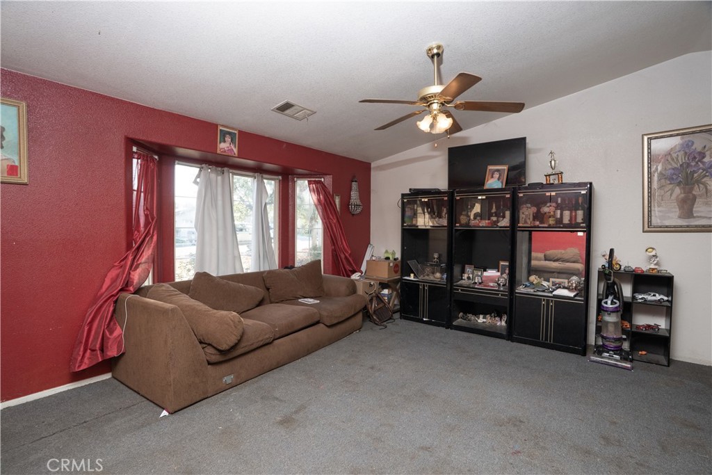 220 Walker Property Photo 3