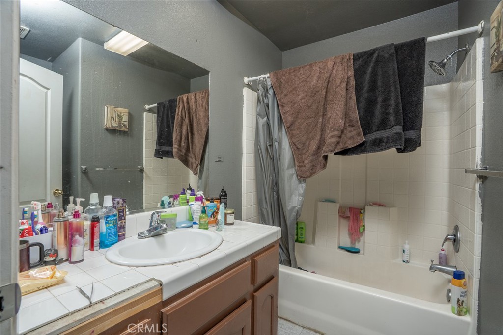 220 Walker Property Photo 9