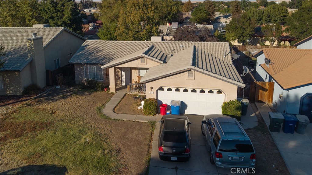 220 Walker Property Photo 15
