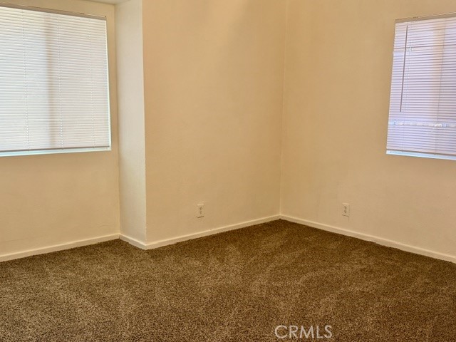 138 E Bellaire Way Property Photo 9