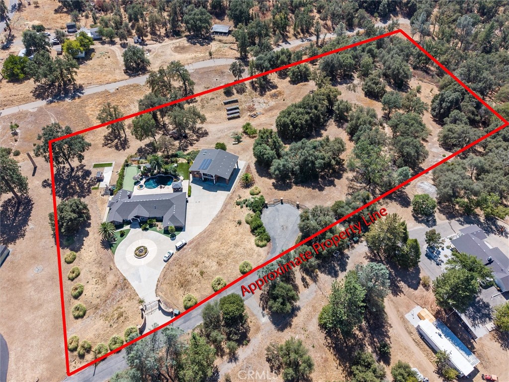49344 Deerview Lane Property Photo 3