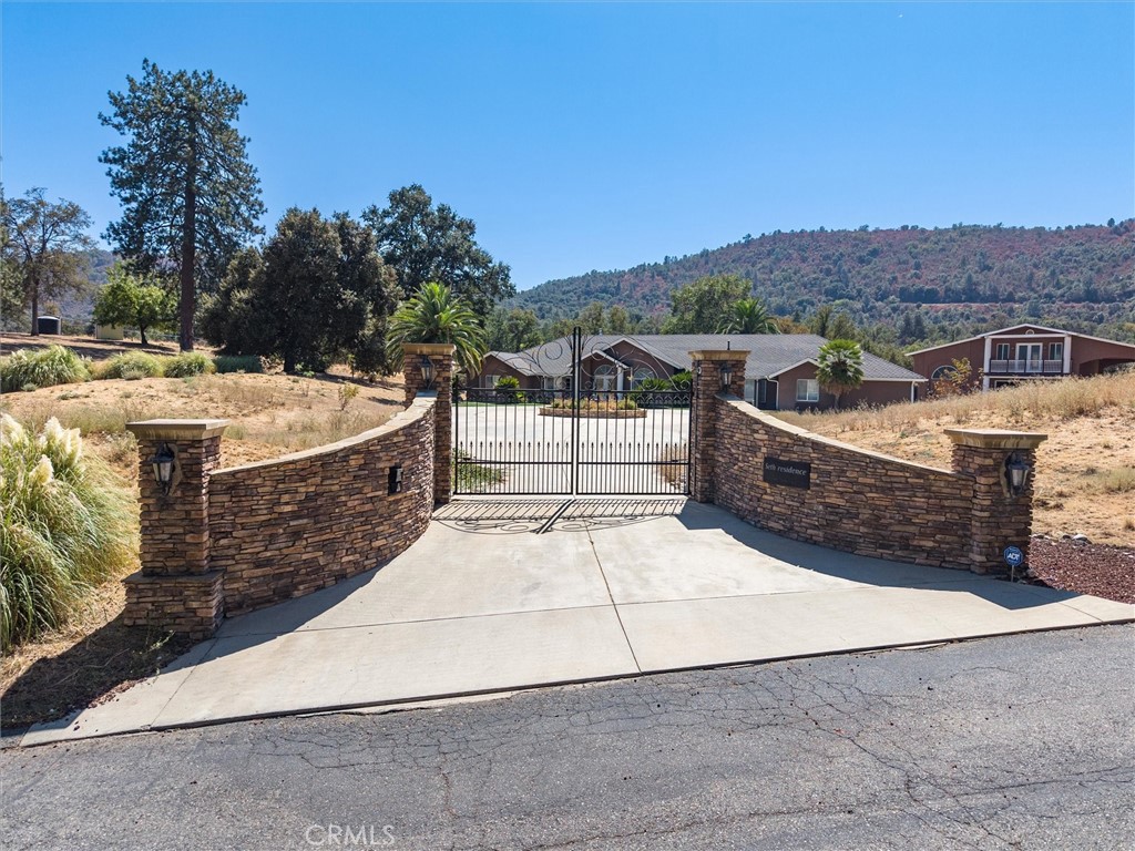49344 Deerview Lane Property Photo 5