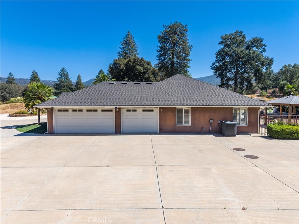 49344 Deerview Lane Property Photo 7