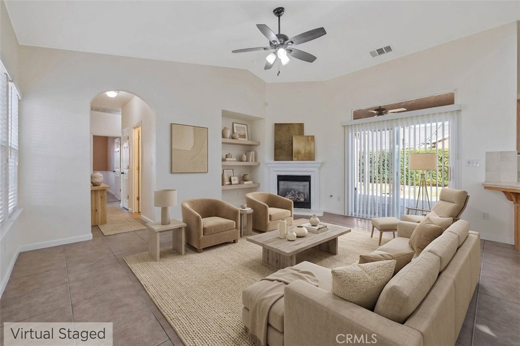1678 Hawthorn Property Photo 10