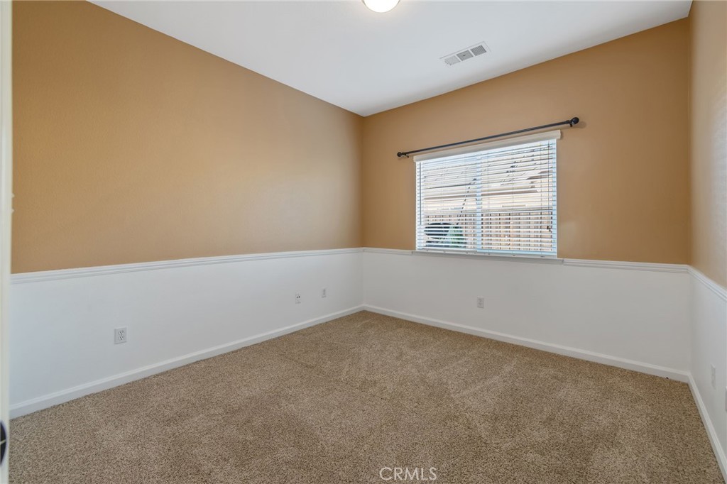 1678 Hawthorn Property Photo 27