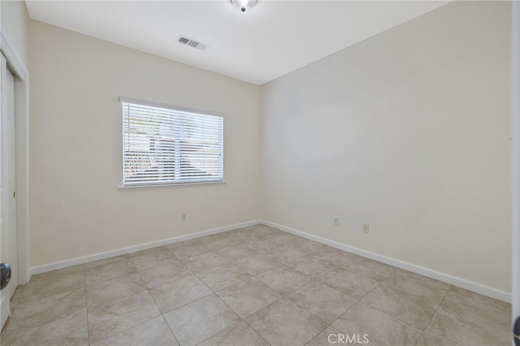 1678 Hawthorn Property Photo 29