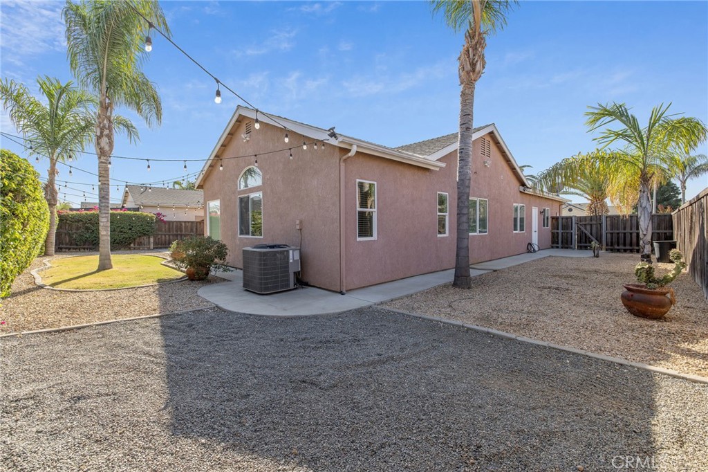 1678 Hawthorn Property Photo 44