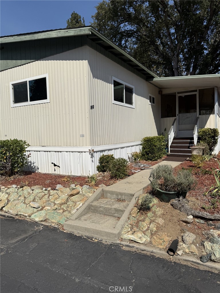 39678 Road 425b 90 Property Photo 1