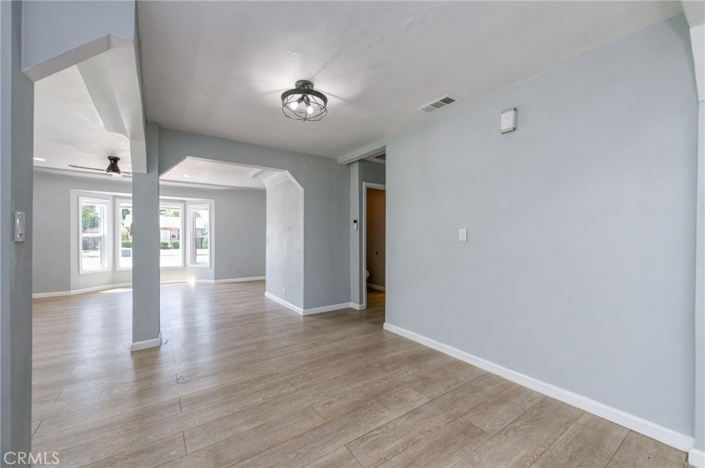 934 W Terrace Property Photo 12