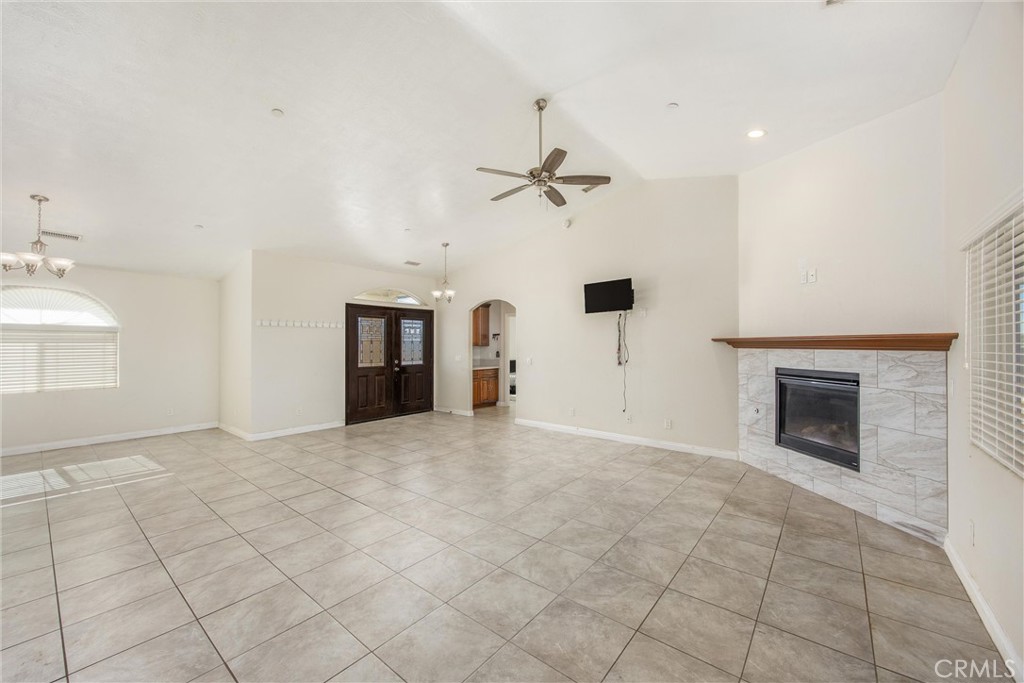 9175 Cottonwood Property Photo 6