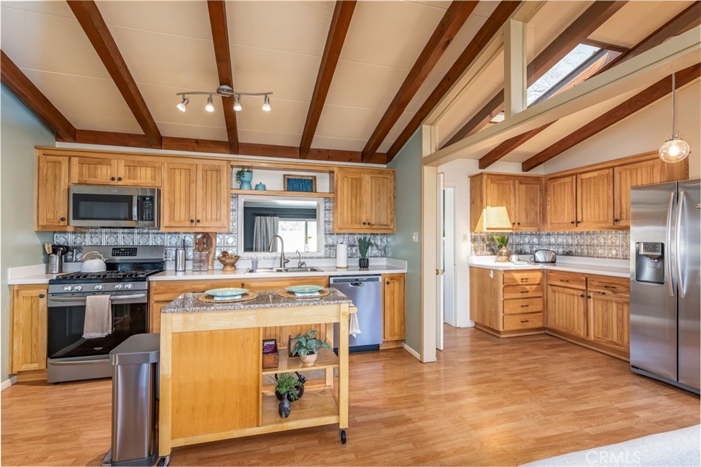 42909 Country Club W Property Photo 4