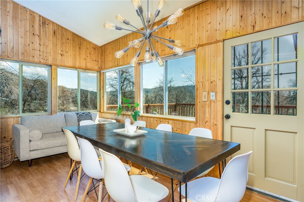 42909 Country Club W Property Photo 9