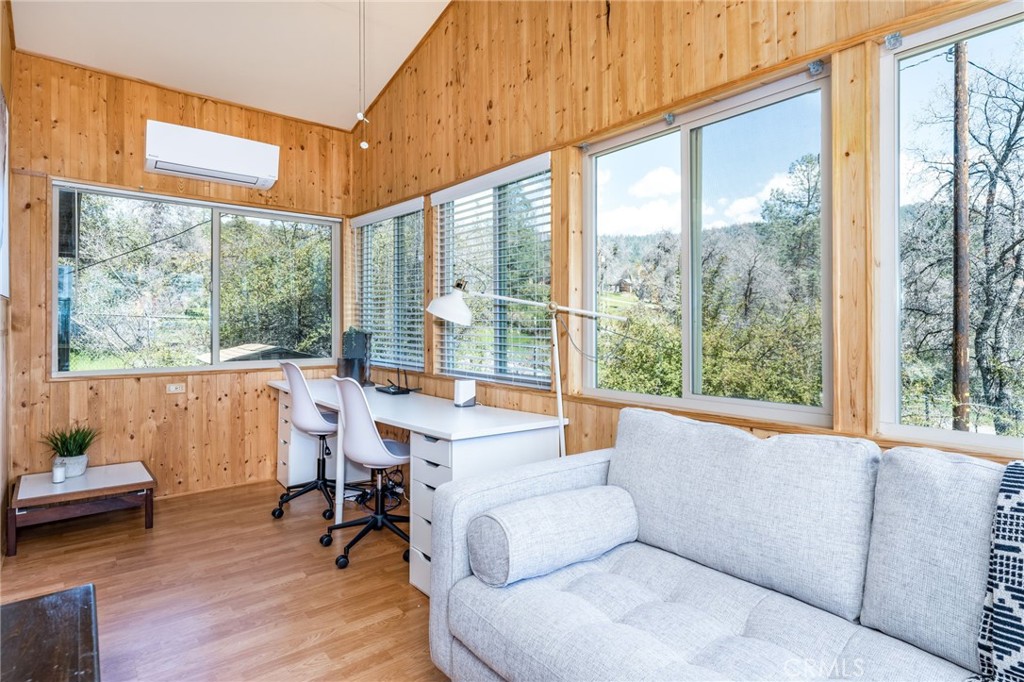 42909 Country Club W Property Photo 10
