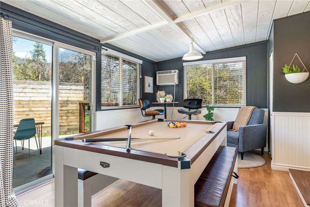 42909 Country Club W Property Photo 17