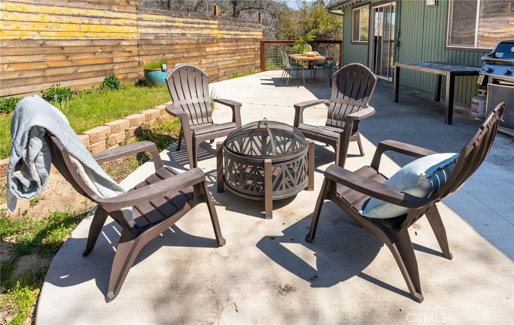 42909 Country Club W Property Photo 29