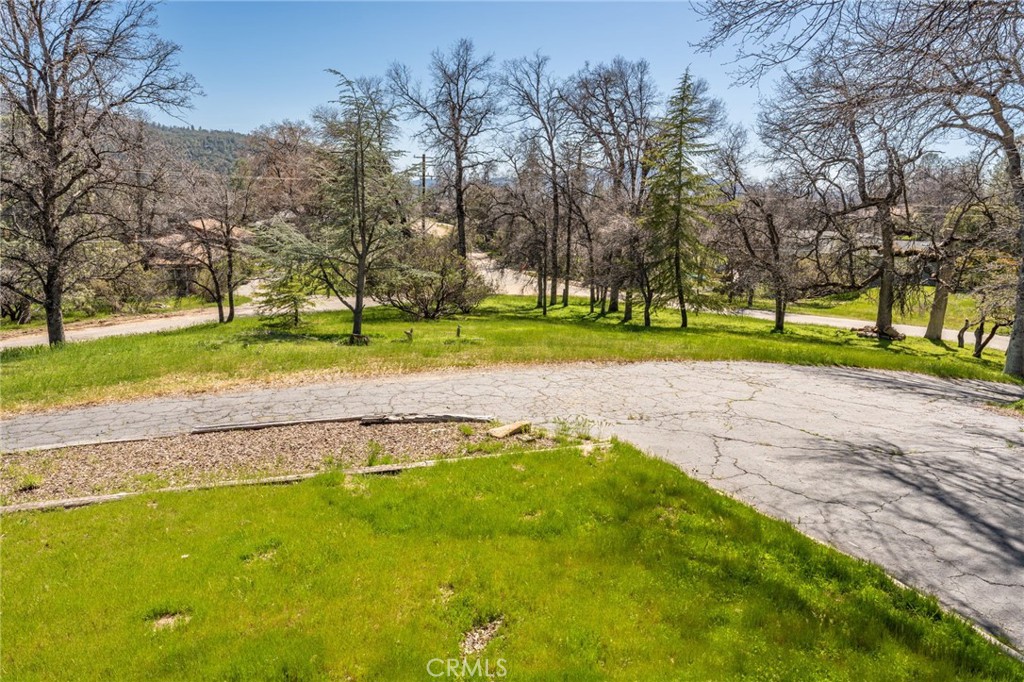 42909 Country Club W Property Photo 32