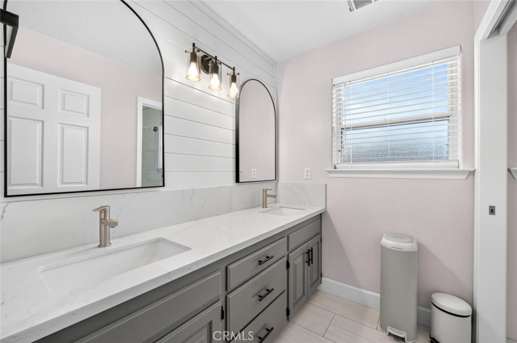 10779 N Silver Lake Property Photo 63