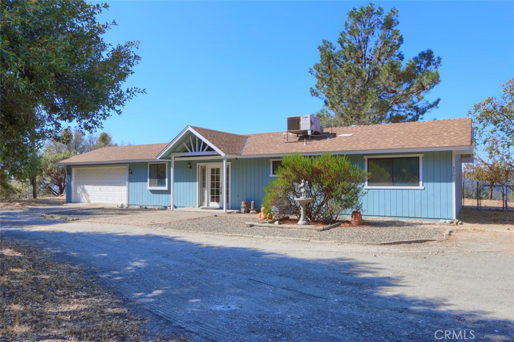 33030 Road 233 Property Photo 1