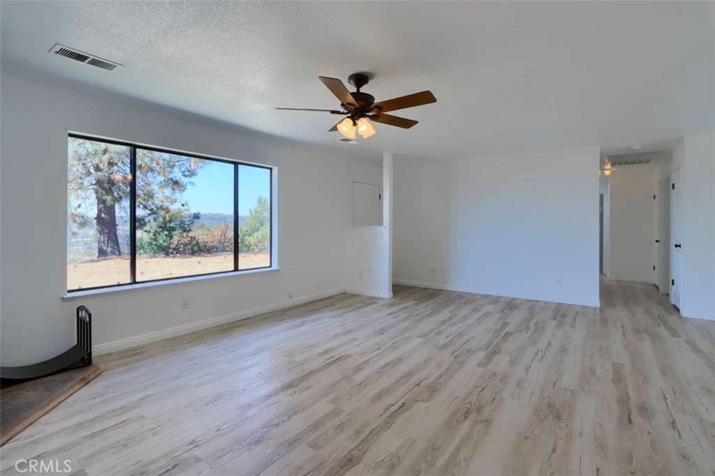 33030 Road 233 Property Photo 9