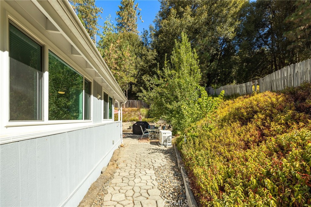 39737 Road 274 40 Property Photo 13