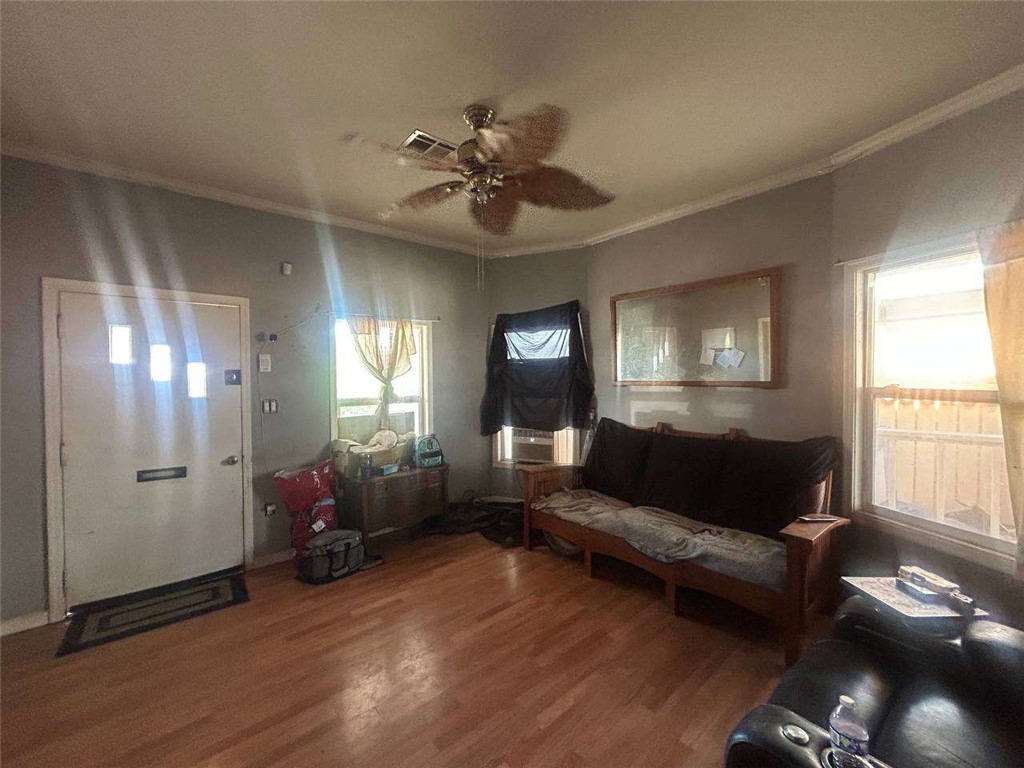 521 Acoma Property Photo 12